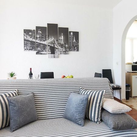 Apartment Tessa Риека Экстерьер фото