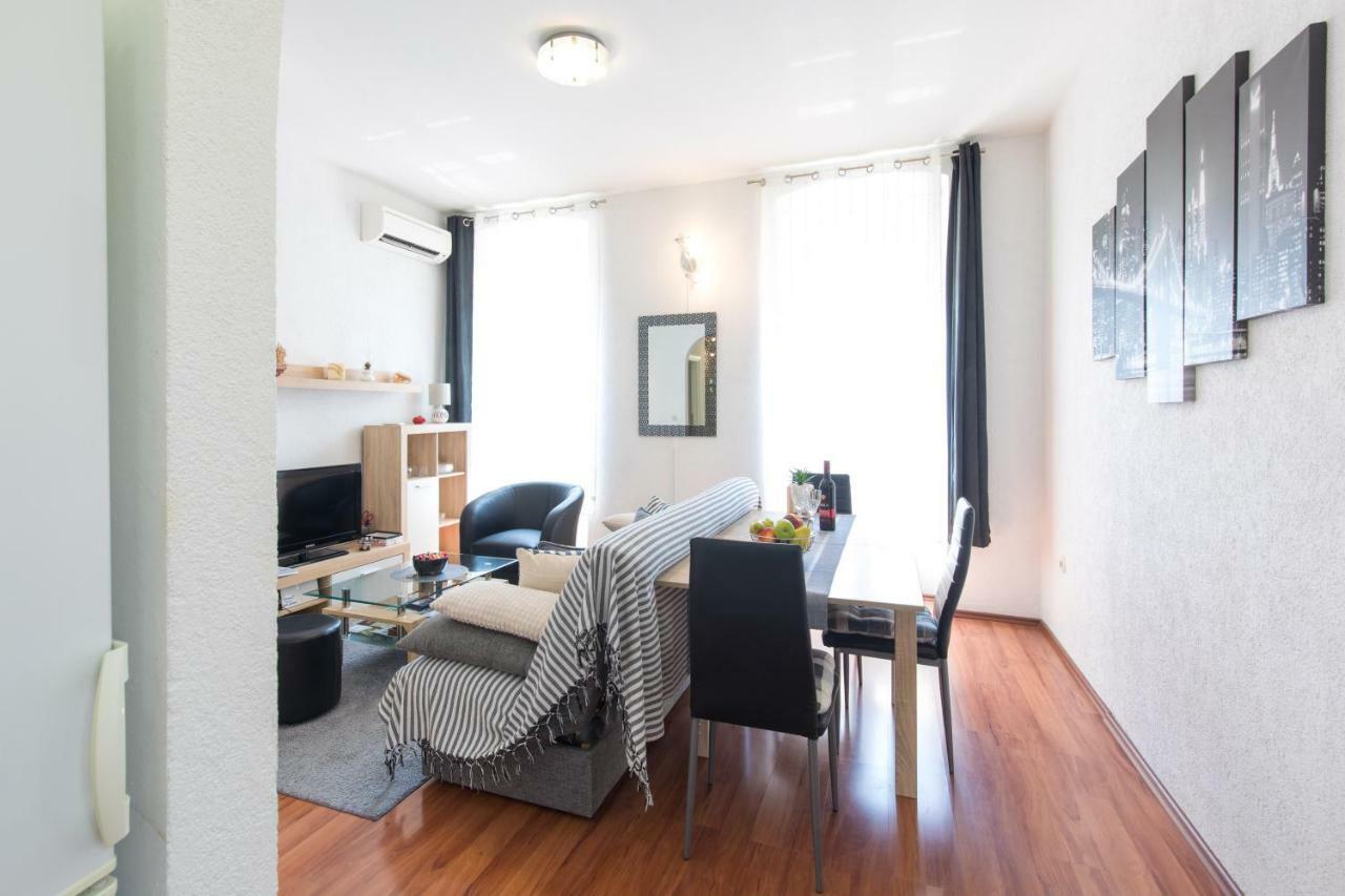 Apartment Tessa Риека Экстерьер фото